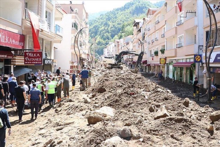 Türkiyədə sel qurbanlarının sayı 8-ə çatdı