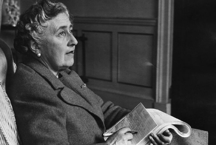 Məşhur yazıçının romanının adı dəyişdirildi