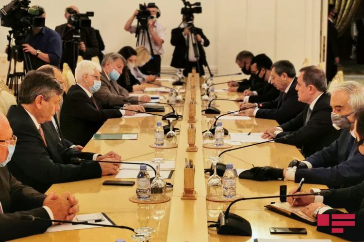 Azərbaycan və Rusiya xarici işlər nazirləri görüşdü - YENİLƏNİB