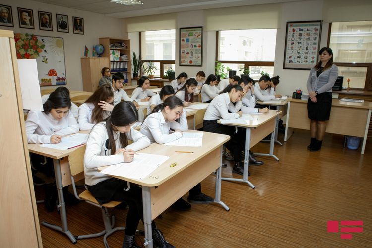 Məktəblərdə karantin qaydalarına "Məktəblinin dostu" nəzarət edəcək