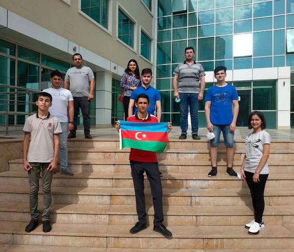 Məktəblilərimiz daha bir olimpiadada uğur qazandılar