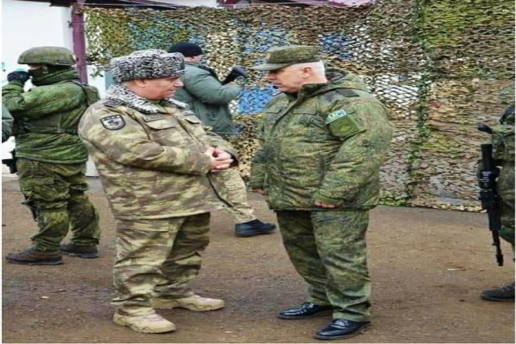 DTX rəisi Əli Nağıyev sülhməramlıların komandiri Rüstəm Muradovla