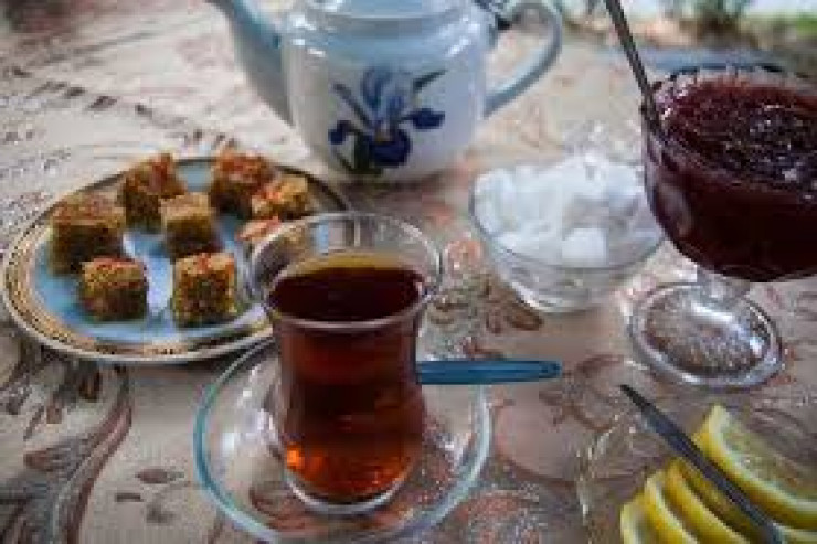 Çay süfrəsi