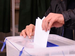 Seçki bülletenlərinin DSK-lara paylanmasına başlanılıb