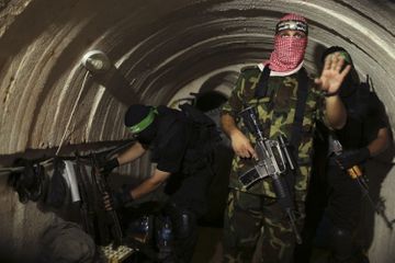 Suriya hərbçiləri İdlibdə terrorçuların qərargah kimi istifadə etdiyi bir bunker tapıb