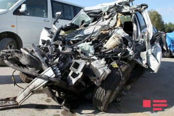 Bakıda qəza zamanı 2 nəfər öldü