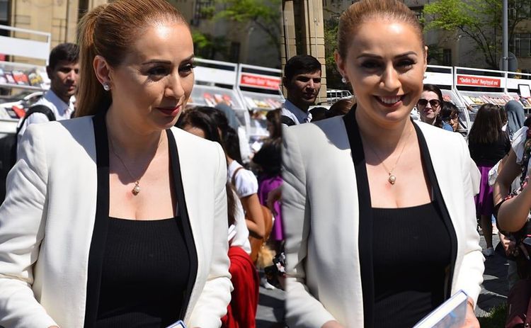 Roza övladlığa götürdüyü uşaqların anası üçün bunu edir 