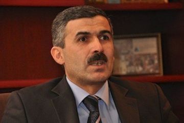 “Atam qurğu vasitəsi ilə ayaqları üzərində dura bilir” - Oqtay Gülalıyevın oğlu