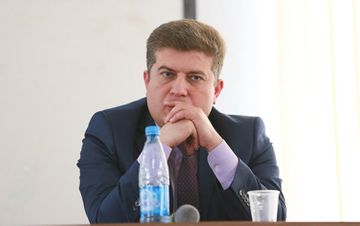 Erkin Qədirli: “Mandatdan imtina etməyəcəyəm”