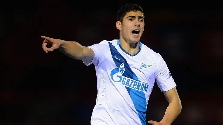 Ramil Şeydayev bu kluba keçir