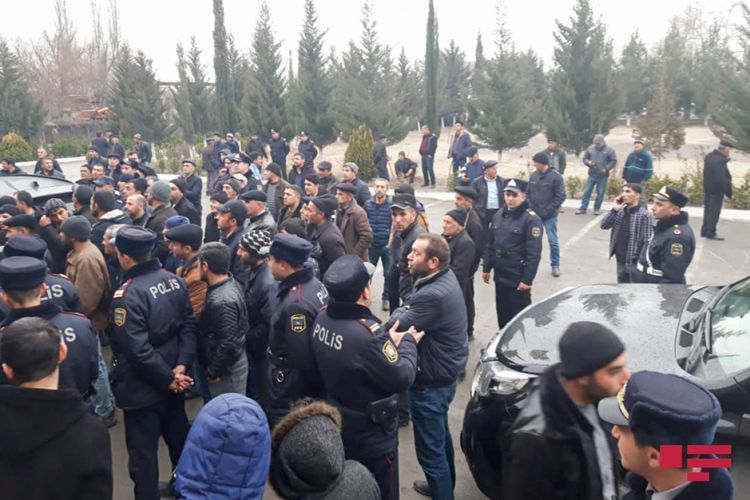 Zərdabda torpaqların zəbt olunmasına etiraz edildi 