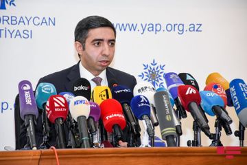 "Regionlarda həkim çatışmazlığı ilə bağlı çətinliklər var" - RƏSMİ