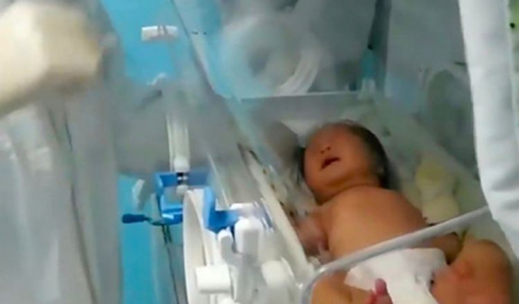 Koronavirus ilə doğulan uşaq dərmansız sağaldı