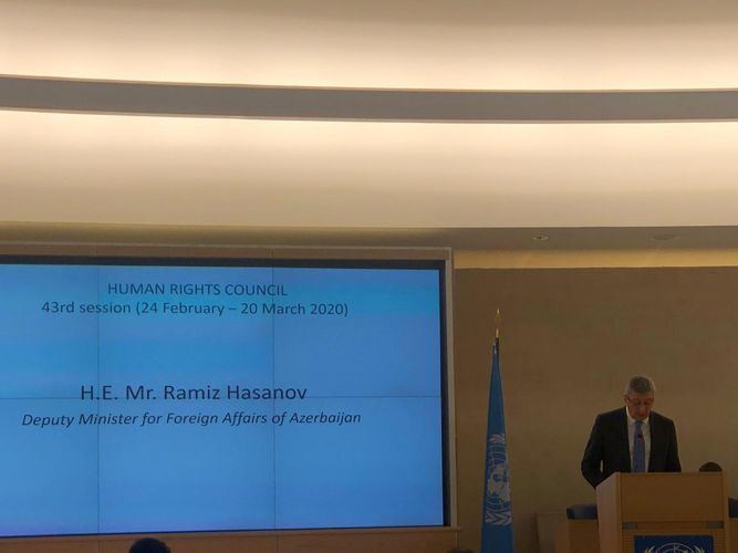 Azərbaycanın nazir müavini Zöhrab Mnatsakanyana cavab verdi