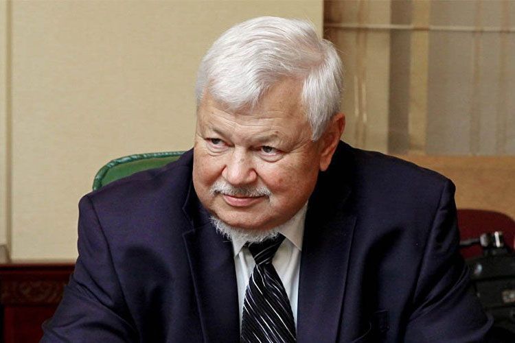 Anjey Kaspşikin mandatı yenidən uzadıldı