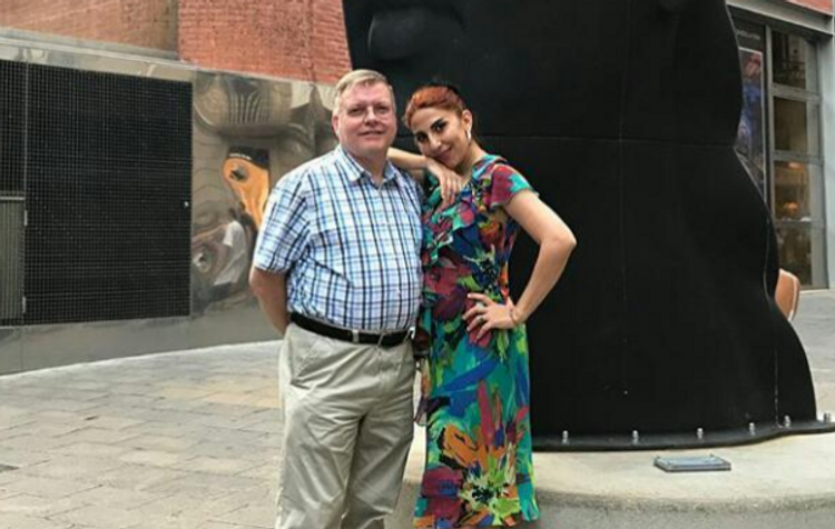 Xalq artisti əcnəbi həyat yoldaşı ilə belə rəqs etdi - VİDEO