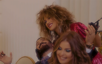 Röya Ayxan dostlarını başına yığdı və... - VİDEO