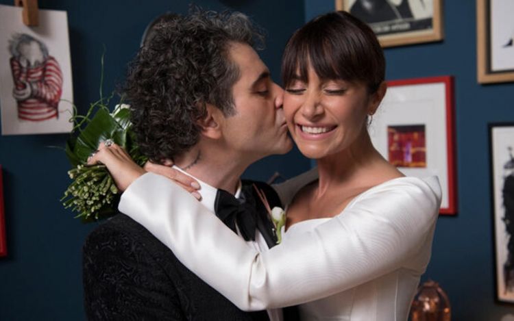 Tanınmış müğənni ƏRƏ GETDİ - TOYDAN FOTOLAR