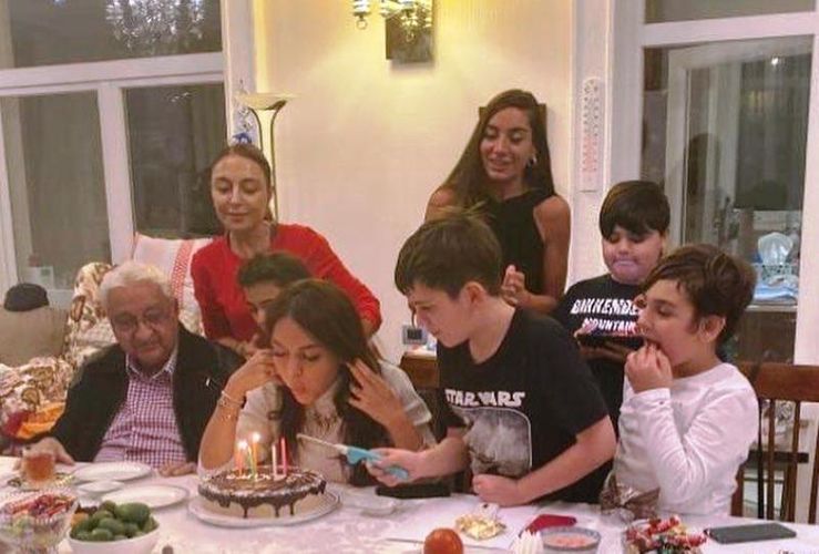 Ülviyyə Mahmudova ad gününü belə qeyd etdi - VİDEO - FOTOLAR