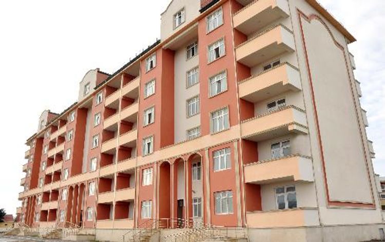 Yeddi min qaçqın və məcburi köçkün ailəsi evlə təmin olunacaq
