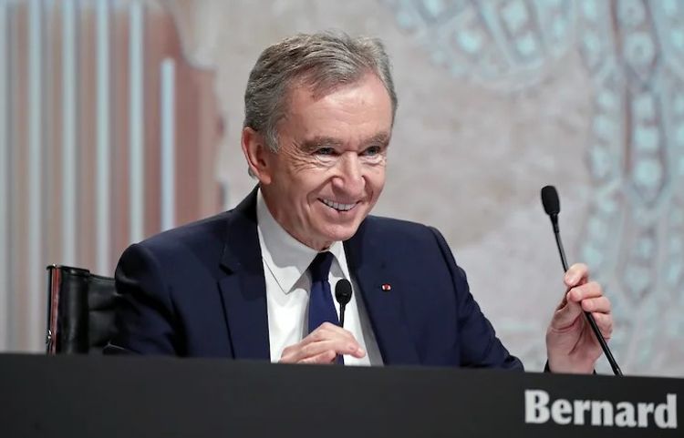 Dünyanın varlı adamlarının siyahısında lider DƏYİŞDİ