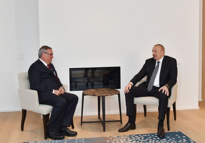 İlham Əliyev İsveçrəyə işgüzar səfəri çərçivəsində bir sıra görüşlər keçirib