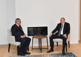 İlham Əliyev İsveçrəyə işgüzar səfəri çərçivəsində bir sıra görüşlər keçirib
