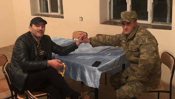 "İnanma dayın səndən sonra sağ olsun" - Ələkbər ölən bacısı oğlundan yazdı