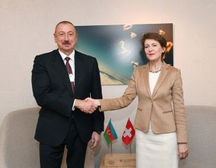 İlham Əliyev Davosda İsveçrə Prezidenti ilə görüşüb  - YENİLƏNİB