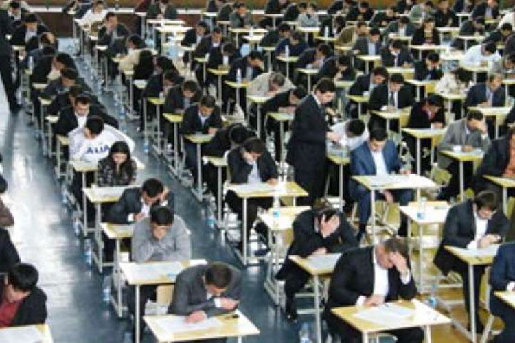 Dövlət qulluğuna qəbul olmaq istəyənlər imtahan verəcək