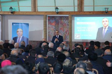 Naxçıvani küçəsinin seçiciləri Azay Quliyevi hərarətlə qarşılayıb - FOTO - VİDEO