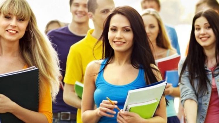 Azərbaycanda tələbələrin köçürülməsi dayandırıldı - SƏBƏB