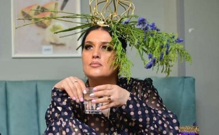 Elza: "Ciddi eşq yaşasam, onu..." - Video