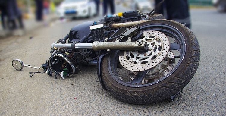 Motosiklet qadını vurub öldürdü