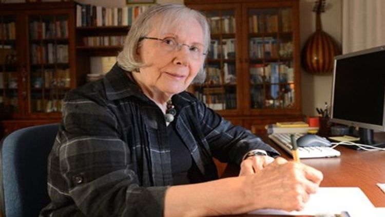 Məşhur türk yazıçısı vəfat edib