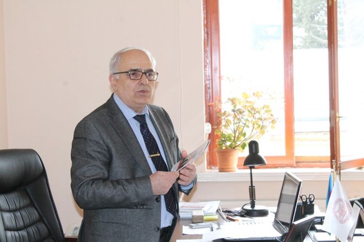 Fəxrəddin Qədirova “Əməkdar elm xadimi” fəxri adı verildi