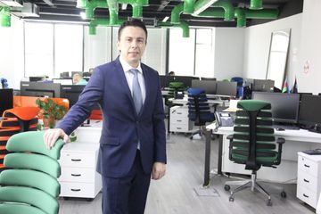 <font color=red>®</font> Nihat Şenyuva: “Azərbaycan Beynəlxalq Bankında informasiya texnologiyaları mütəxəssisləri üçün çox uyğun şərait var”