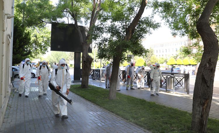 Bakıda gücləndirilmiş dezinfeksiya işləri aparıldı - FOTO