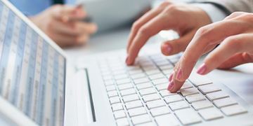 Ali məktəblərə sənəd qəbulu başa çatır