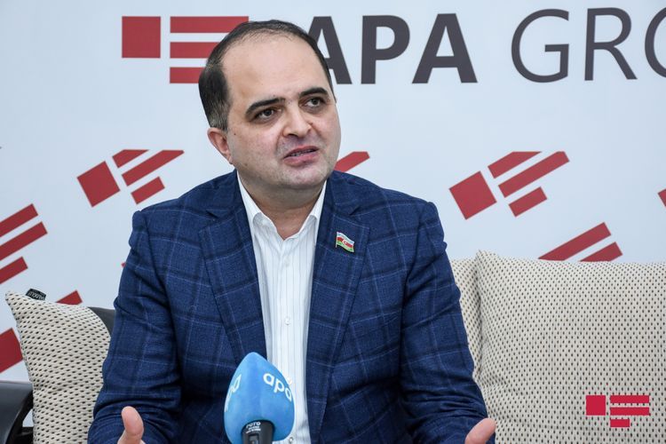 Qərargahın tibbi eksperti: "Yenidən qadağalara geri dönə bilərik"