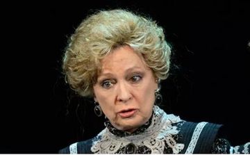 Qatar Əməkdar artisti vuraraq öldürdü - Moskvada