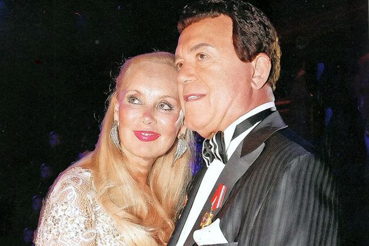 Dünyaca məşhur müğənninin arvadı koronavirusa yoluxub