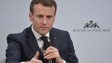 Fransa Prezidenti: “Türkiyə Liviyada təhlükəli oyun oynayır”