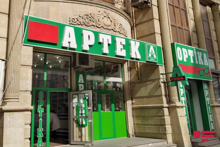 Nazirlik: Apteklərdə kifayət qədər dərman var