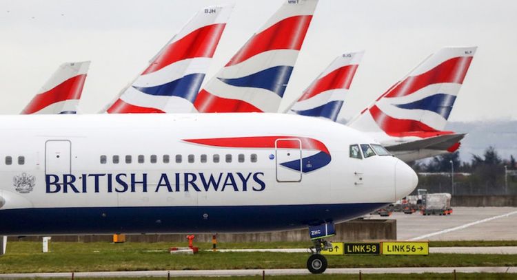 Britaniya bir neçə ölkəyə yüzlərlə uçuşu dayandırıb