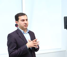 Mərkəzi Elmi Kitabxanaya rəhbərlik Elnur Hüseynova həvalə olundu 