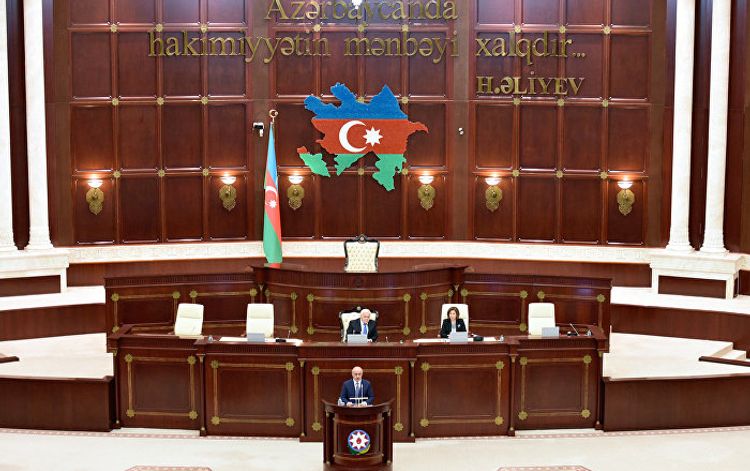 Milli Məclisin Spikeri postuna onun namizədliyi irəli sürüldü