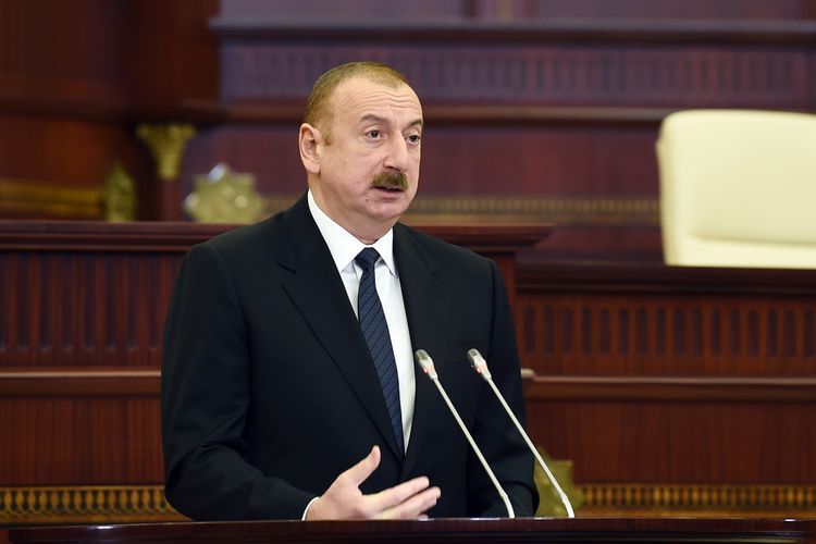 Prezident: “Məcburi köçkünlərə bu il 7 min mənzil veriləcək, bu, rekord göstəricidir”