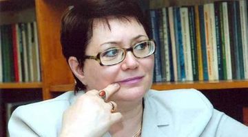 Elmira Axundova səfir təyin edildi