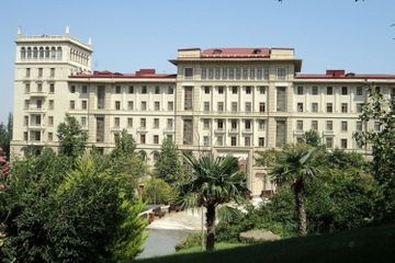 Orta məktəblərdə tədris ilinin müddətinin və tətillərin müəyyənləşdirilməsi qaydası dəyişdi